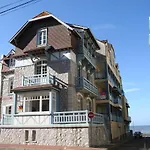 Villa Touquettoise Et Cape Cod Le Touquet-Paris-Plage